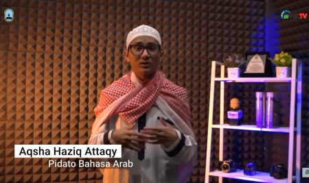 Juara 1 Pidato Bahasa Arab