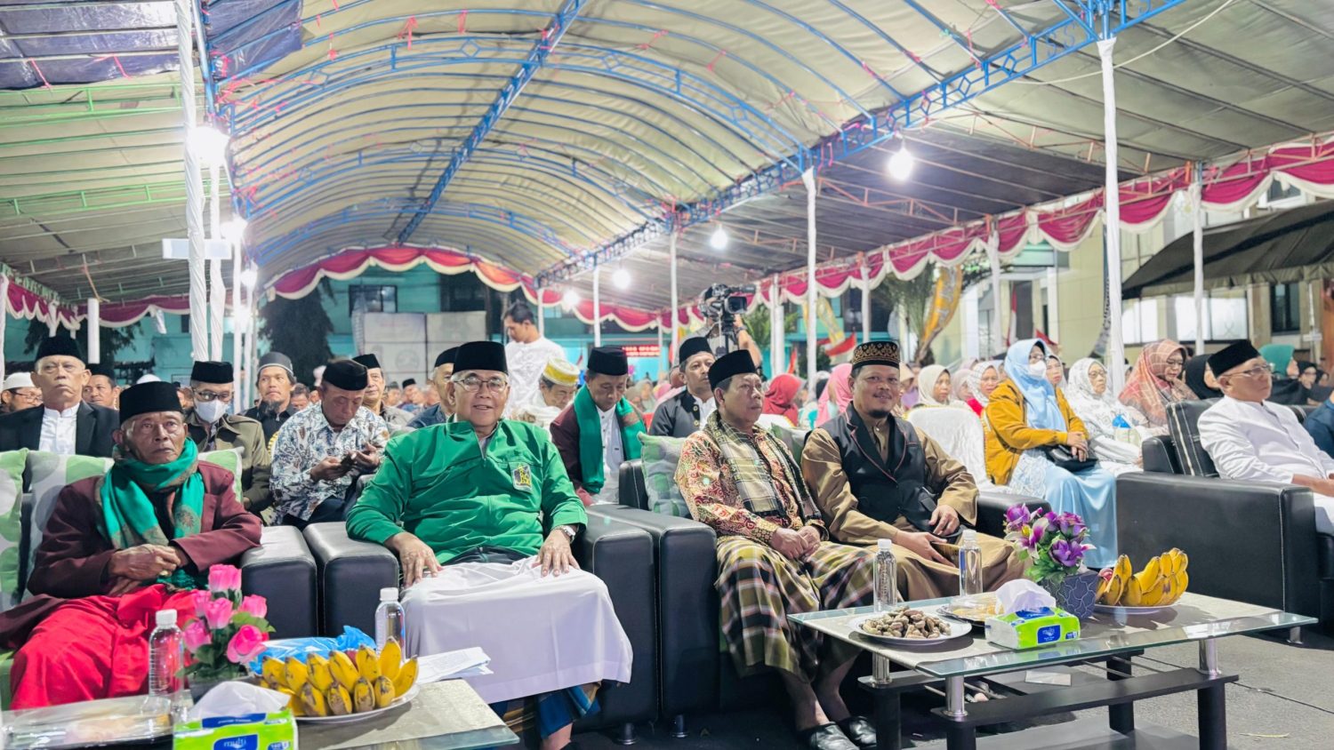 KH. Nanang Kosim Kupas Makna 240 di Maulid Nabi dan Milangkala Maniskidul