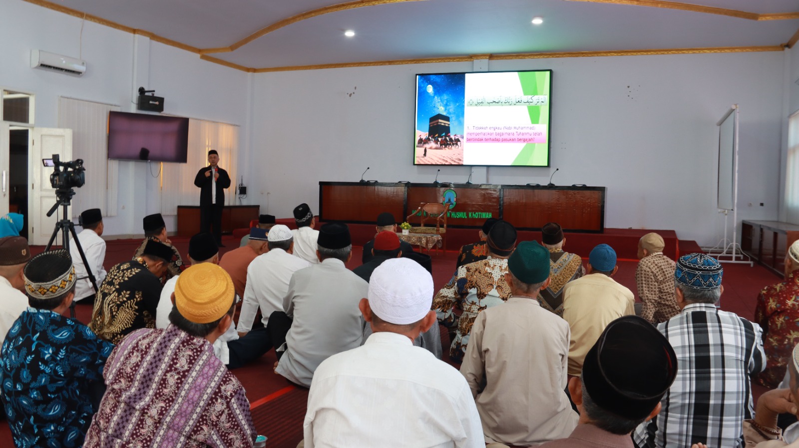 Majlis Taklim Husnul Khotimah Gelar Maulid Nabi, Tekankan Cinta Rasul dan Solidaritas Palestina Majlis Taklim Husnul Khotimah Gelar Maulid Nabi, Tekankan Cinta Rasul dan Solidaritas Palestina