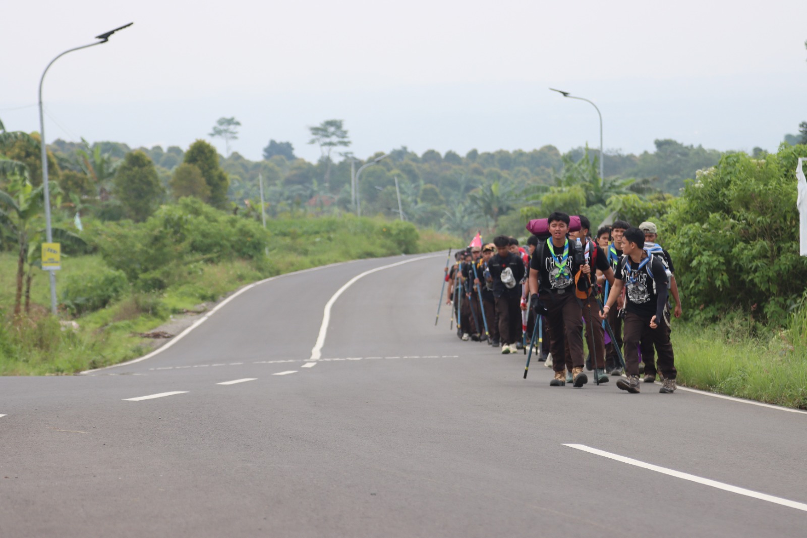 Ambalan Umar bin Khattab Uji Ketahanan Fisik Menempuh Jalan Kaki 30 Km