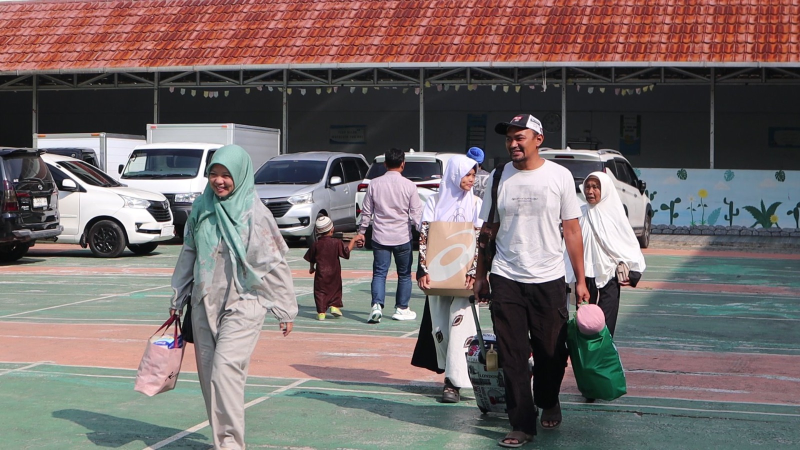 Ahlan wa Sahlan: Husnul Khotimah Resmi Memulai Perjalanan Pendidikan Santri Angkatan 33