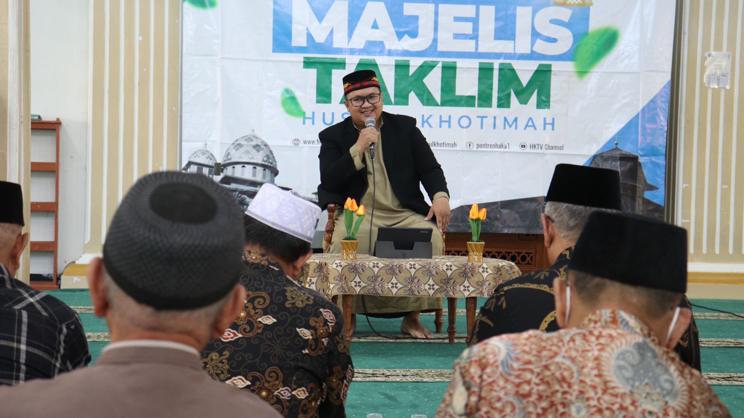 Majelis Taklim Husnul Khotimah Ajak Jamaah Jadikan Tahun Baru Hijriah sebagai Momentum Muhasabah dan Hijrah Menuju Ketaatan Majelis Taklim Husnul Khotimah Ajak Jamaah Jadikan Tahun Baru Hijriah sebagai Momentum Muhasabah dan Hijrah Menuju Ketaatan