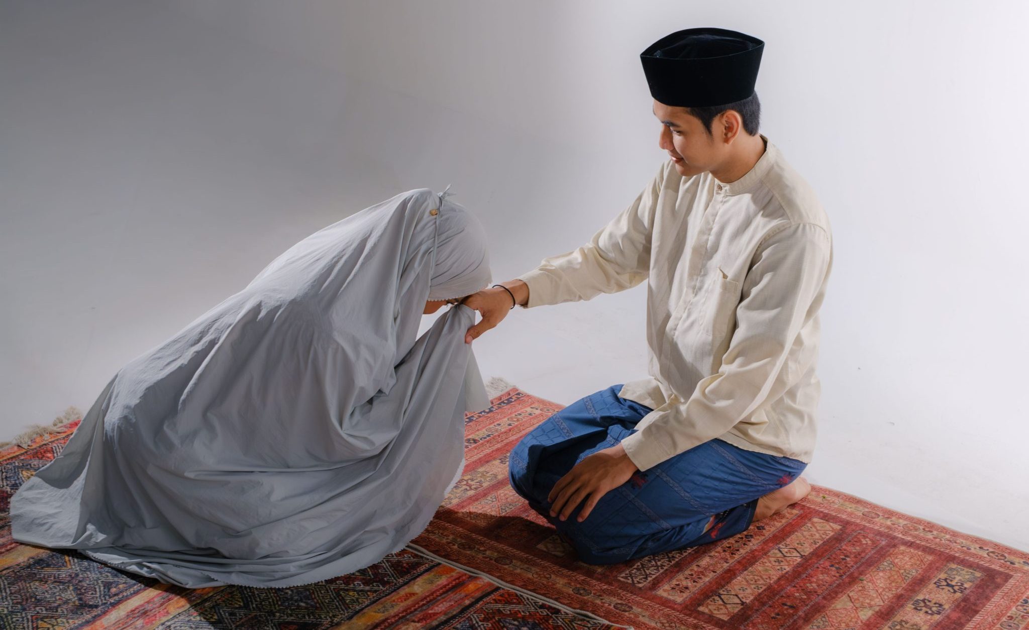 Pengaruh Al-Qur’an dalam Mewujudkan Keluarga Sakinah Pengaruh Al-Qur’an dalam Mewujudkan Keluarga Sakinah