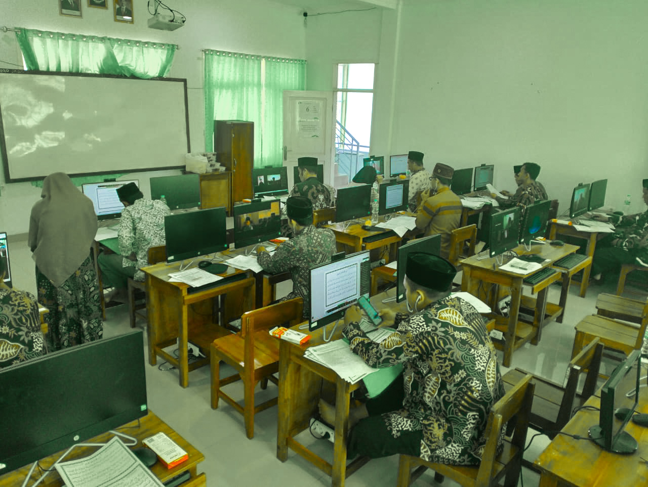 227 Peserta Ikuti Seleksi PSB Jalur Prestasi Husnul Khotimah 227 Peserta Ikuti Seleksi PSB Jalur Prestasi Husnul Khotimah