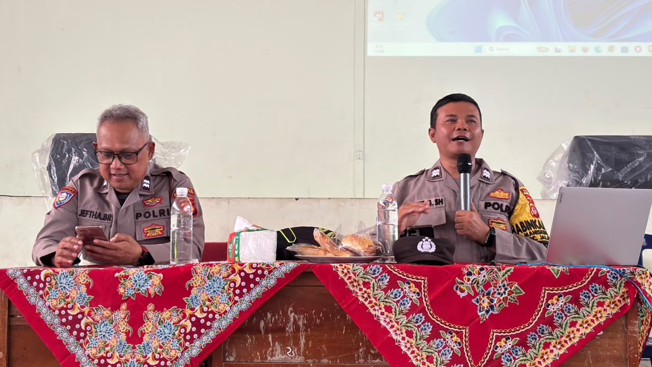 Santri Husnul Khotimah Ikuti Penyuluhan Anti-Bullying