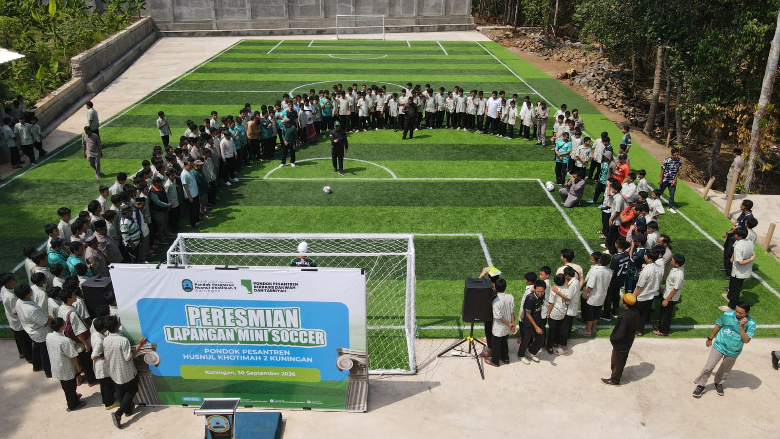 Lapangan Mini Soccer HK2 Diresmikan, Olahraga Jadi Bagian dari Pembinaan Santri