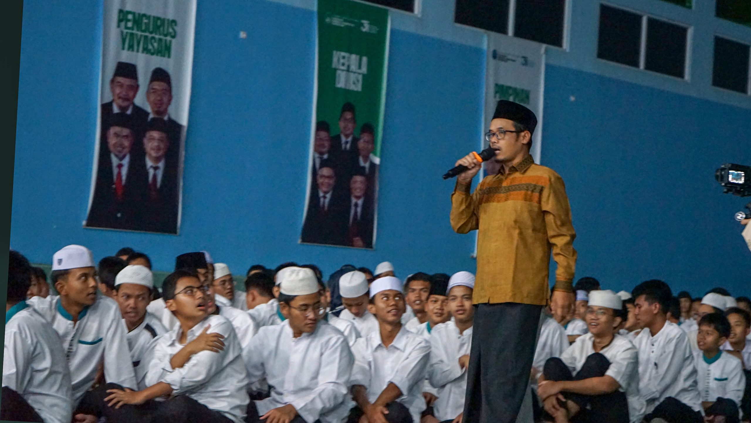 Pontren Husnul Khotimah Gelar Muhadhoroh Kubro Tiga Bahasa Pontren Husnul Khotimah Gelar Muhadhoroh Kubro Tiga Bahasa