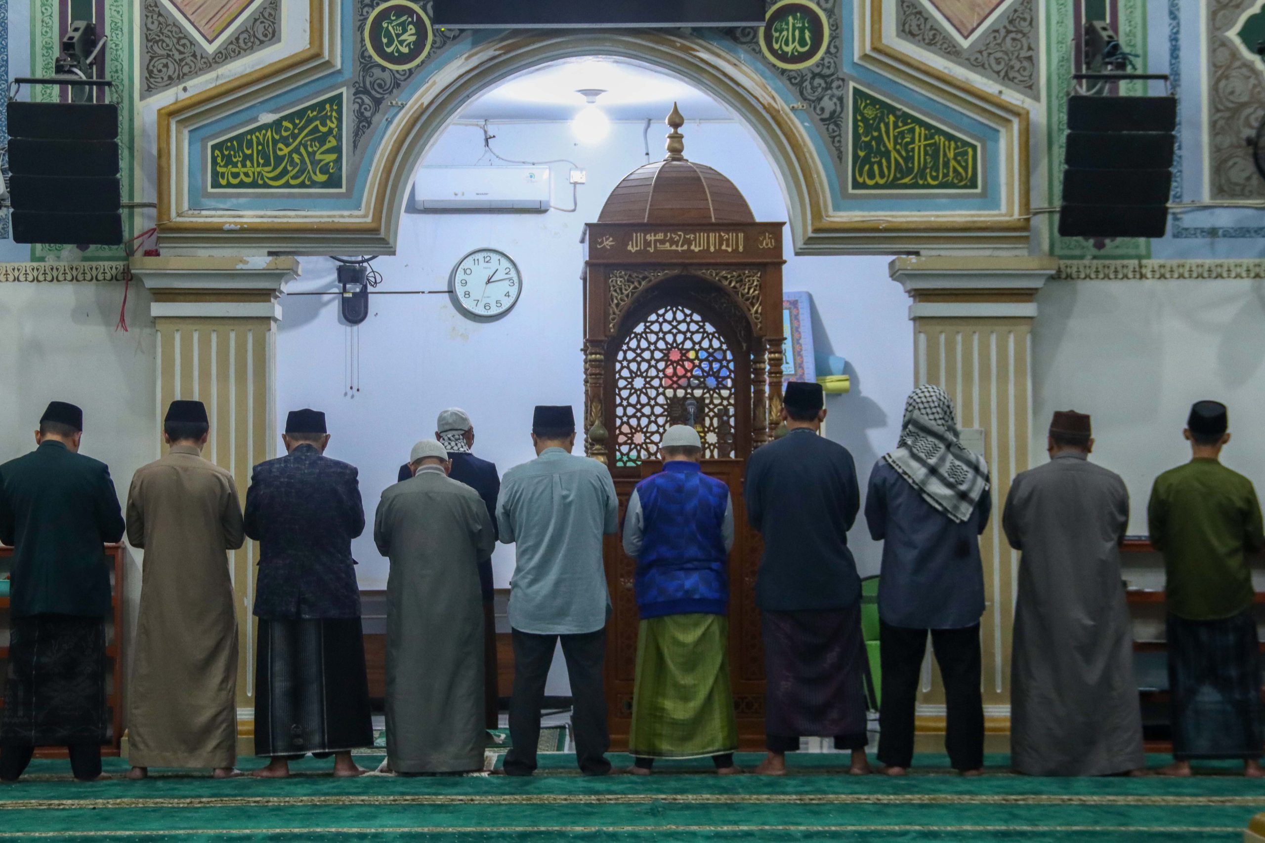 Bukan Kurang Rezeki, Hukuman Terberat Seorang Muslim Adalah Tak Mampu Qiyamul Lail Bukan Kurang Rezeki, Hukuman Terberat Seorang Muslim Adalah Tak Mampu Qiyamul Lail